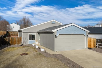 11368 Forest Dr, Thornton, CO 80233