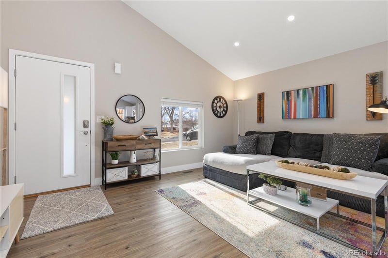 11368 Forest Dr, Thornton, CO 80233