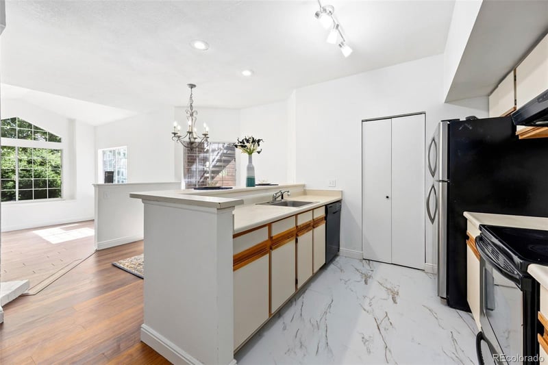 4760 S Wadsworth Blvd #J104, Littleton, CO 80123