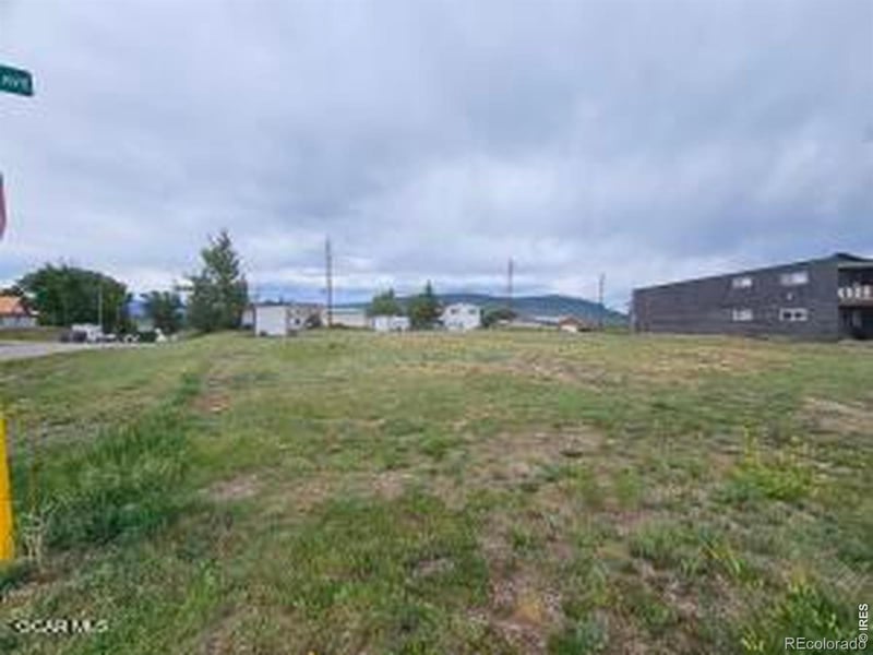 210 Grand Ave, Kremmling, CO 80459