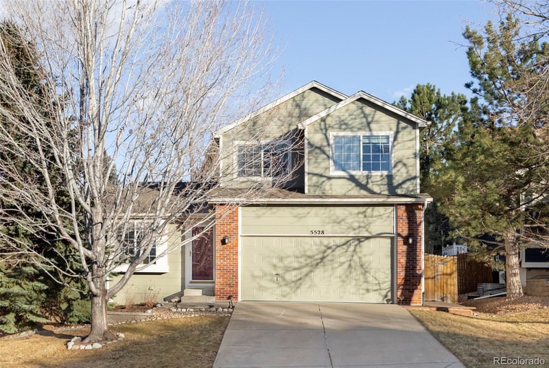 5528 Valdai St, Aurora, CO 80015