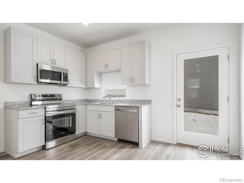 3393 Pearwood Dr, Johnstown, CO 80534