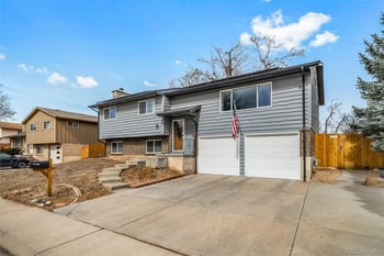 9837 Arizona Ave, Lakewood, CO 80232