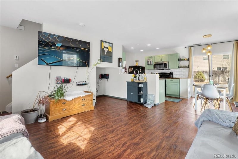 5325 100th Dr, Thornton, CO 80229