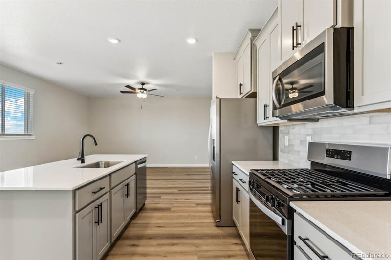 17949 93rd Pl, Commerce City, CO 80022