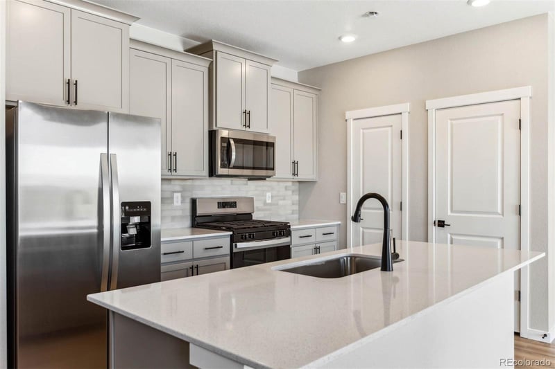17949 93rd Pl, Commerce City, CO 80022