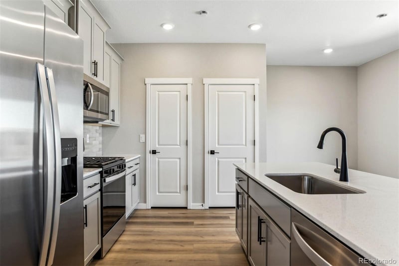 17949 93rd Pl, Commerce City, CO 80022