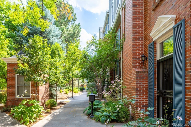 477 Josephine St, Denver, CO 80206