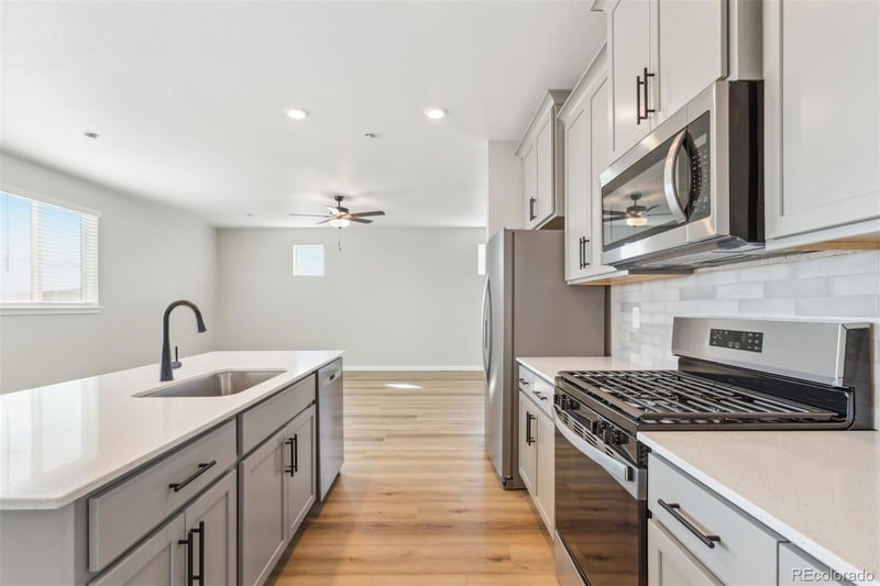 17868 93rd Pl, Commerce City, CO 80022