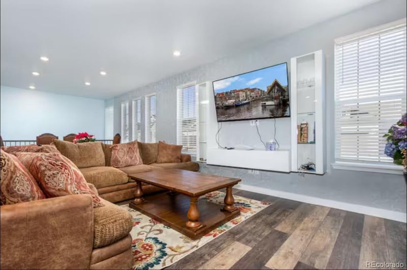 8567 Remington Ave, Littleton, CO 80128