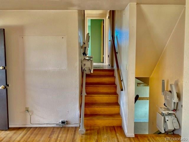 2106 Collier Ave, Colorado Springs, CO 80909