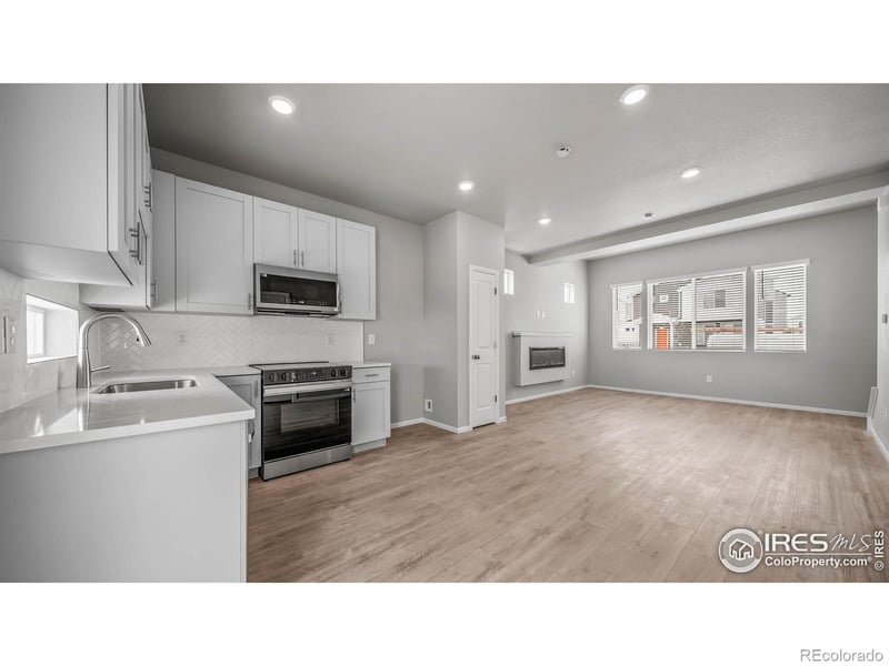 3408 Pearwood Dr, Johnstown, CO 80534