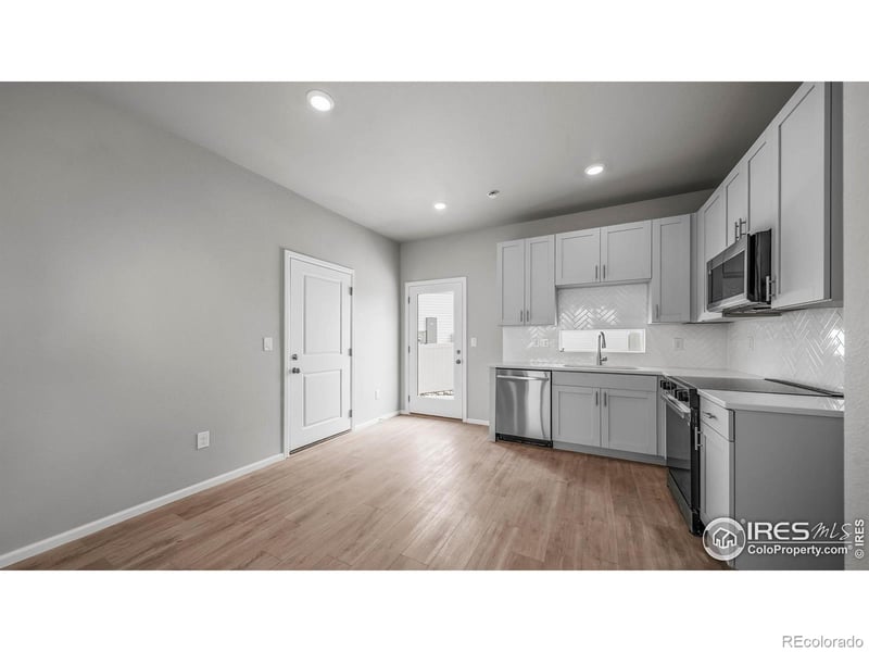 3408 Pearwood Dr, Johnstown, CO 80534