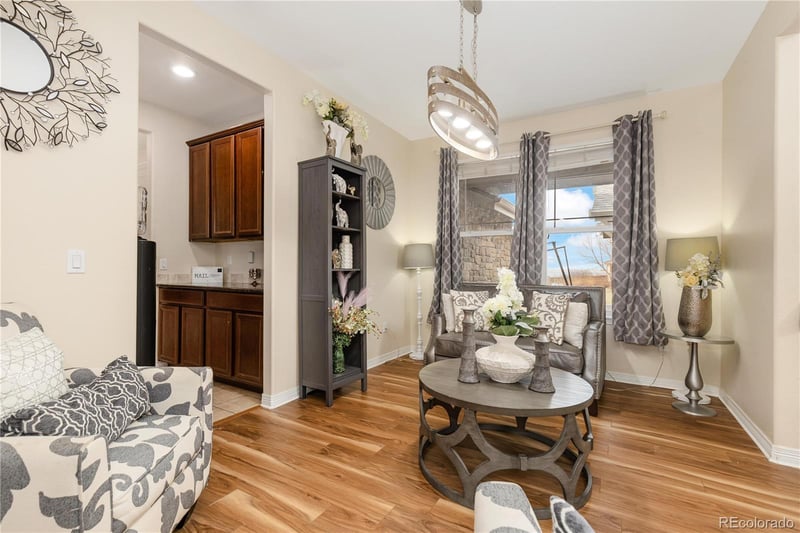 6189 Oak Hill Way, Aurora, CO 80016