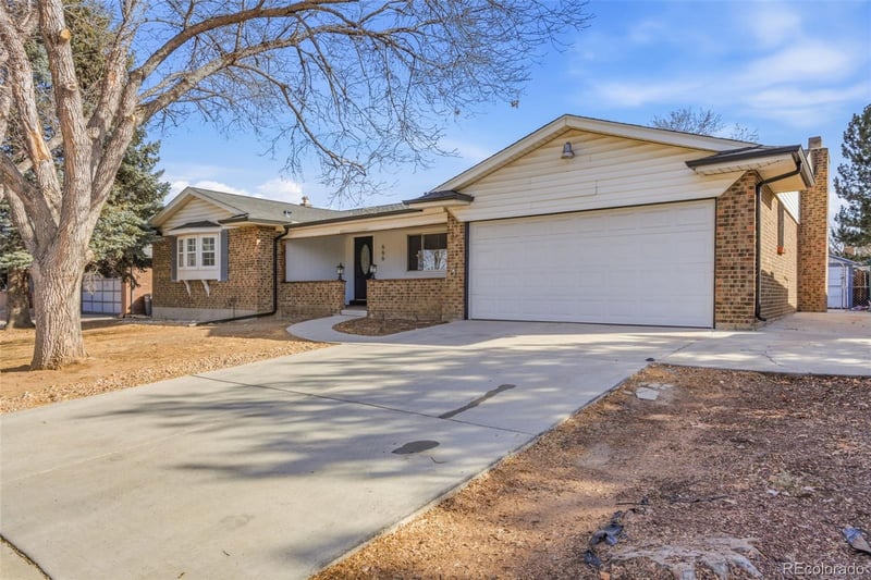 666 Kittredge St, Aurora, CO 80011