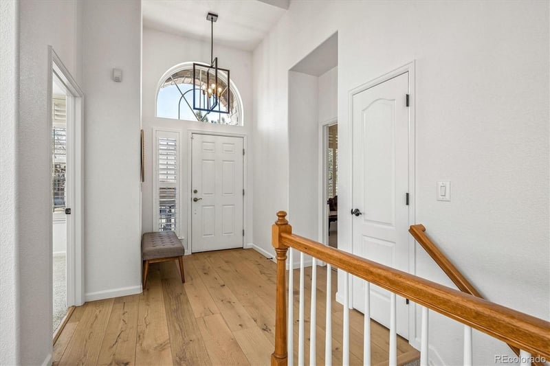 7178 Versailles St, Aurora, CO 80016