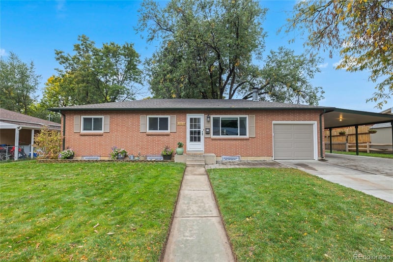 6376 Brooks Dr, Arvada, CO 80004