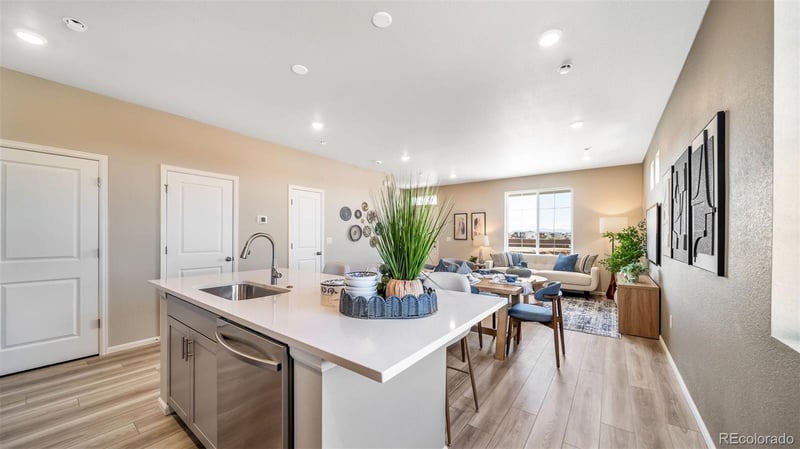22391 46th Ave, Aurora, CO 80019