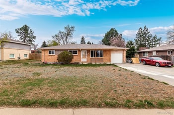 13084 Alaska Pl, Aurora, CO 80012