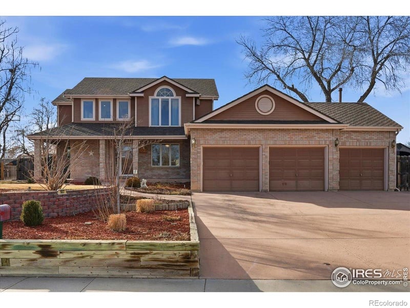 107 5th St, Berthoud, CO 80513