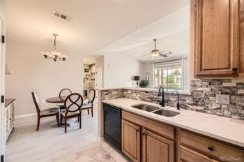 10467 Hampden Ave #204, Lakewood, CO 80227