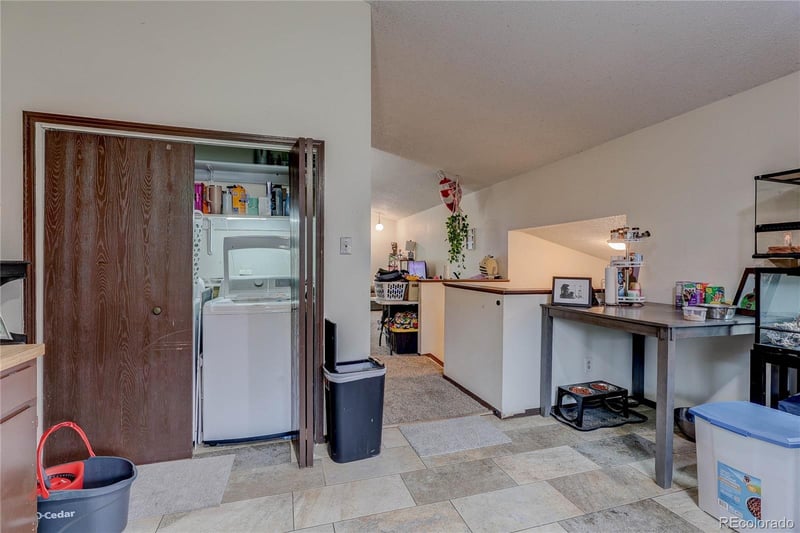 845 Van Gordon St, Lakewood, CO 80401