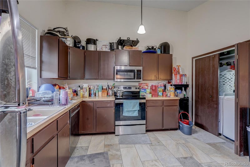 845 Van Gordon St, Lakewood, CO 80401