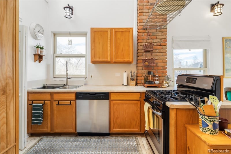 1532 Steele St, Denver, CO 80206