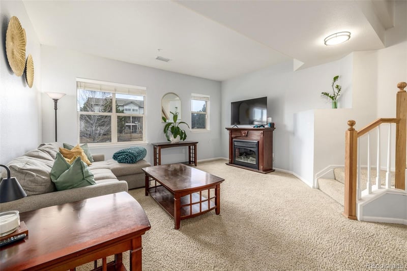 18727 Yale Cir #B, Aurora, CO 80013