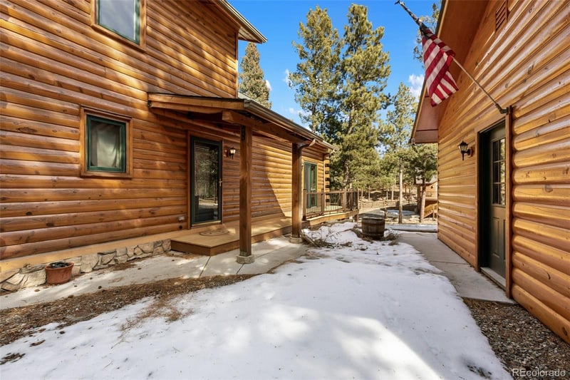 1325 Spruce Ridge Ln, Woodland Park, CO 80863