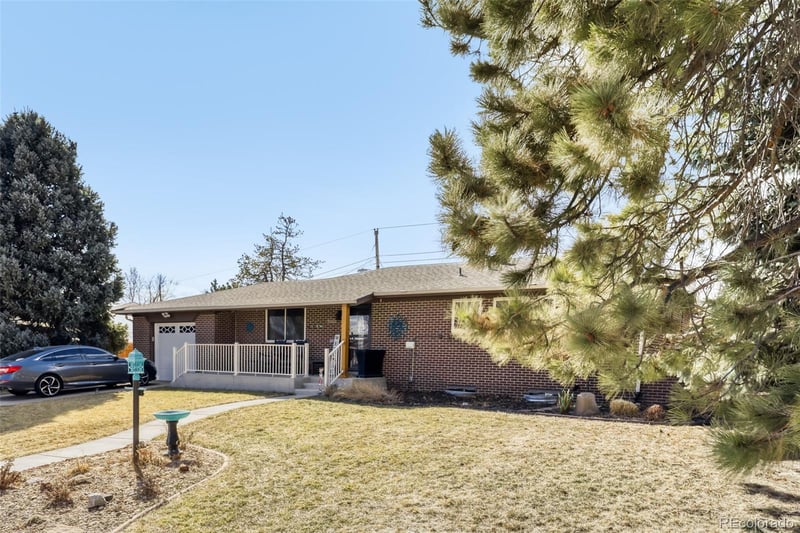 8162 Louisiana Pl, Lakewood, CO 80232