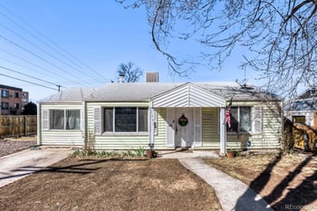 1605 Oakland St, Aurora, CO 80010