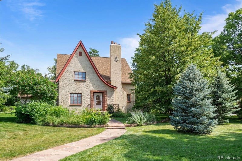 8075 32 Ave, Wheat Ridge, CO 80033