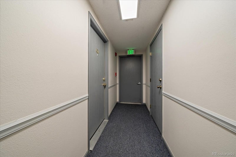 471 Kalispell Way #101, Aurora, CO 80017