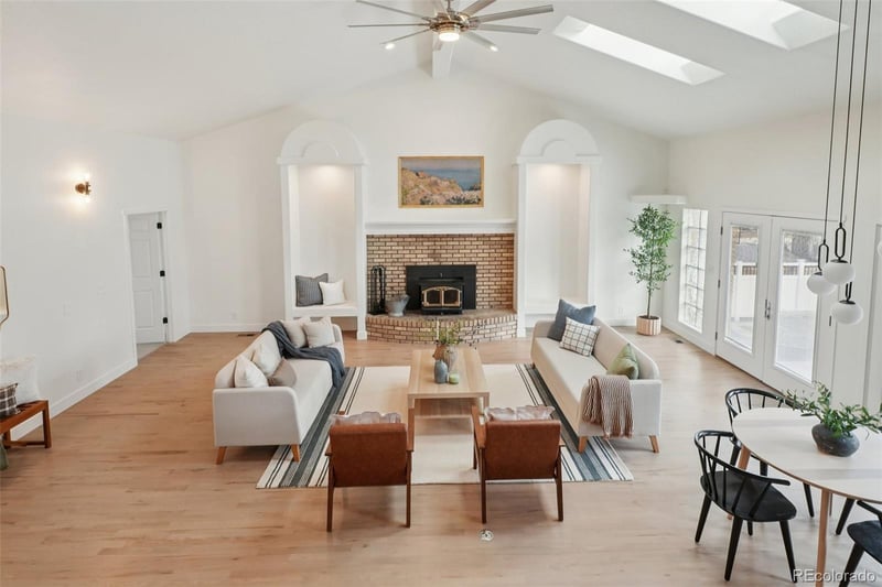 1084 Parfet Ct, Lakewood, CO 80226