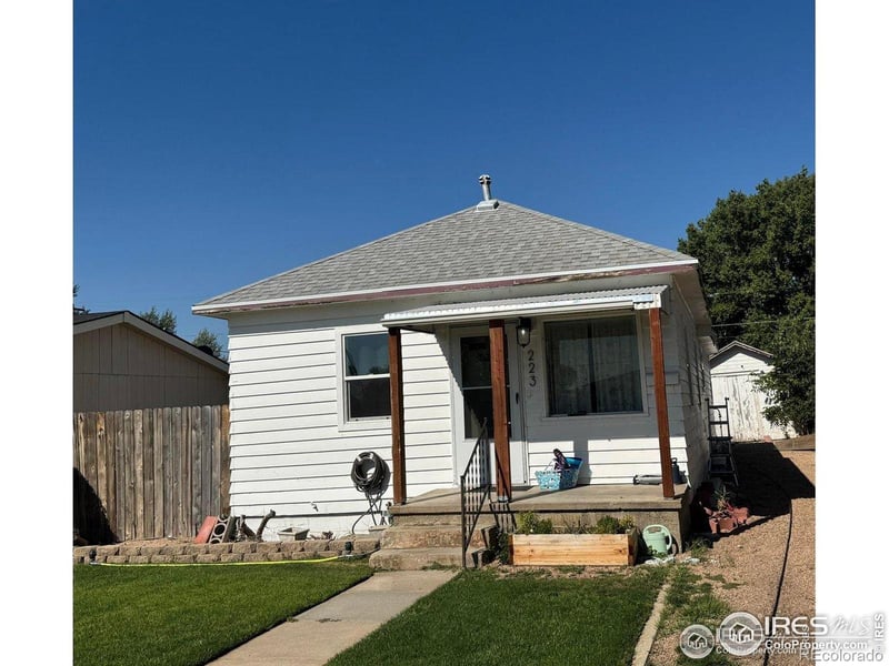 223 8th Ave, Sterling, CO 80751