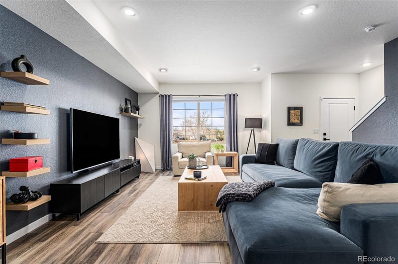 811 98th Ave #502, Thornton, CO 80229