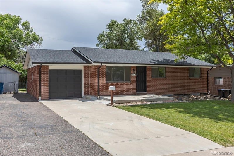 6176 Ammons St, Arvada, CO 80004