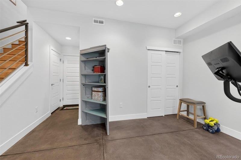 2214 Powers Ave, Littleton, CO 80120