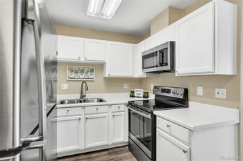 240 Irving St, Denver, CO 80219