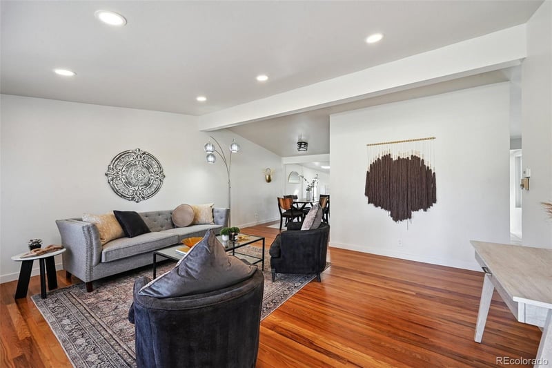 2580 Valley View Dr, Denver, CO 80221