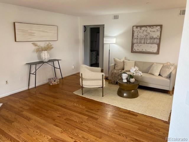 965 Miller St #203, Lakewood, CO 80226