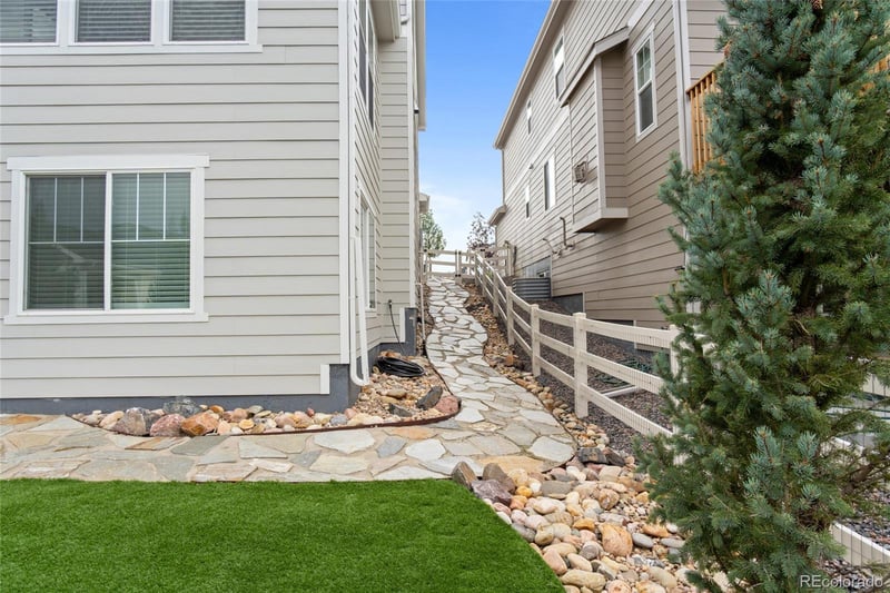 5230 Ditmars Ln, Castle Rock, CO 80104