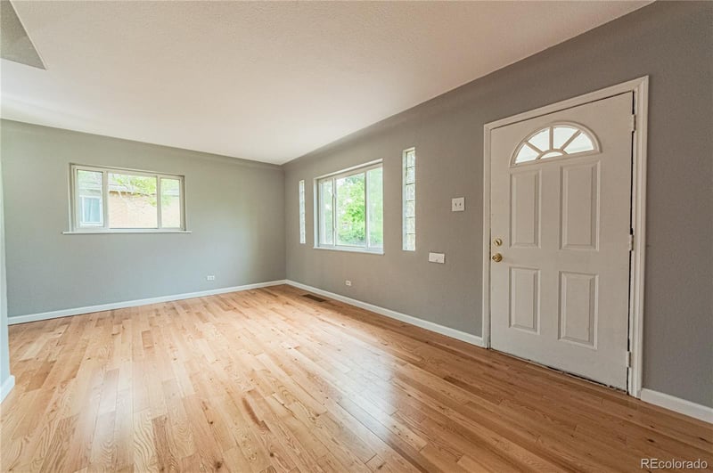 2976 Olive St, Denver, CO 80207