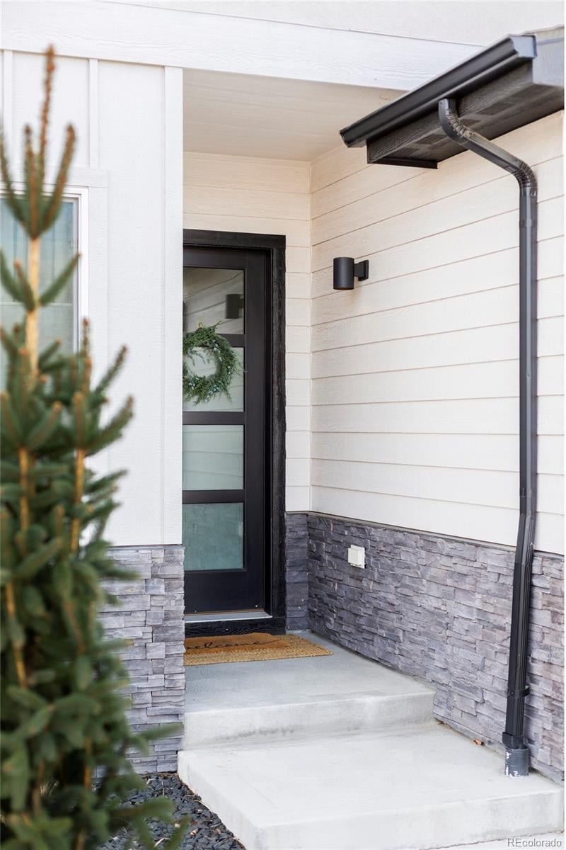 8742 49th Pl, Arvada, CO 80002