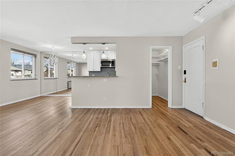 525 Jackson St #304, Denver, CO 80206