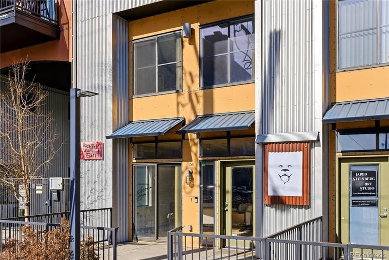 3195 Blake St #104, Denver, CO 80205