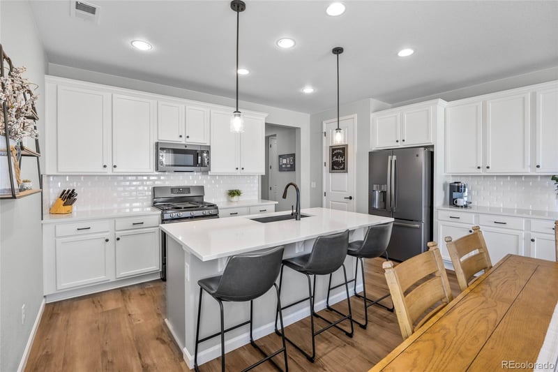 1683 Castle Vista Way, Castle Rock, CO 80104