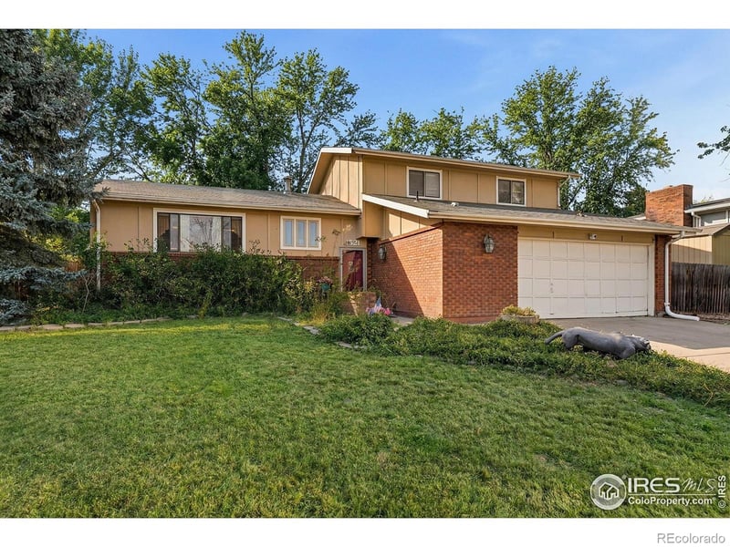 1521 44th Ave Ct, Greeley, CO 80634