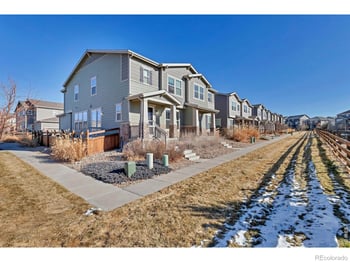 21876 Radcliff Cir, Aurora, CO 80015